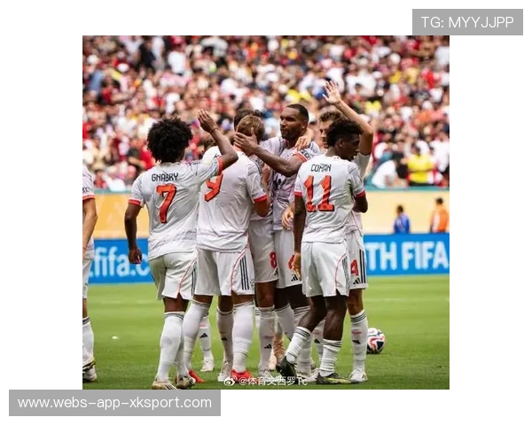 迪亚斯梅开二度助拜仁2-1逆转巴黎,精彩表现成为全场焦点 迪亚斯梅开二度助拜仁2-1逆转巴黎,精彩表现成为全场焦点