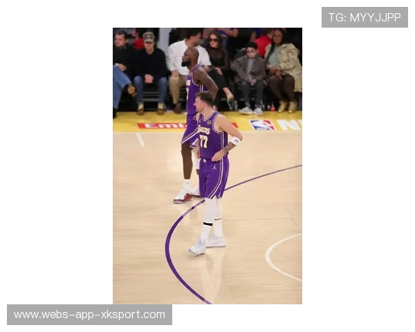 东契奇强势组织进攻,独行侠把握住胜机 东契奇强势组织进攻,独行侠把握住胜机